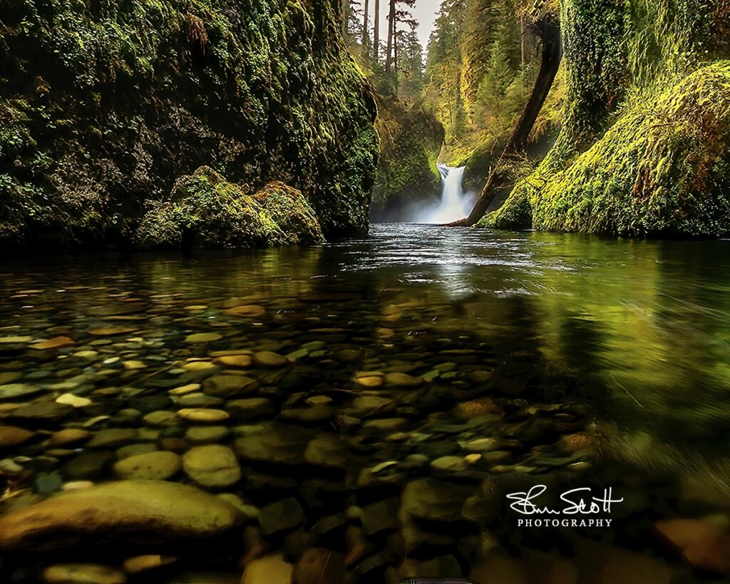 Punch Bowl Falls